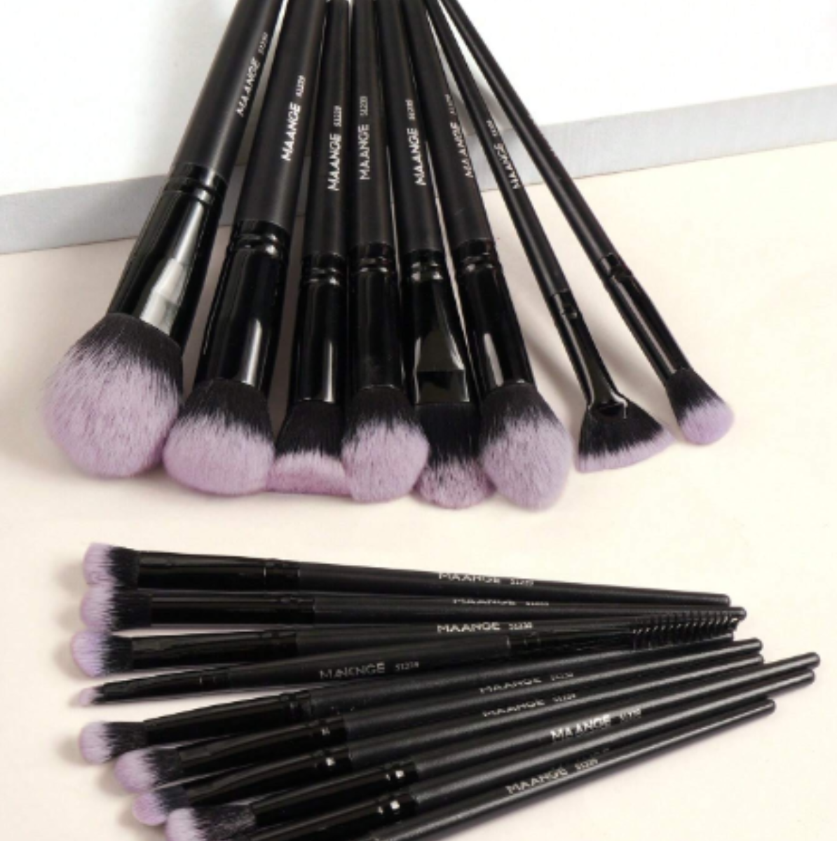 BROCHAS PARA ROSTRO Y OJOS 18 PZS