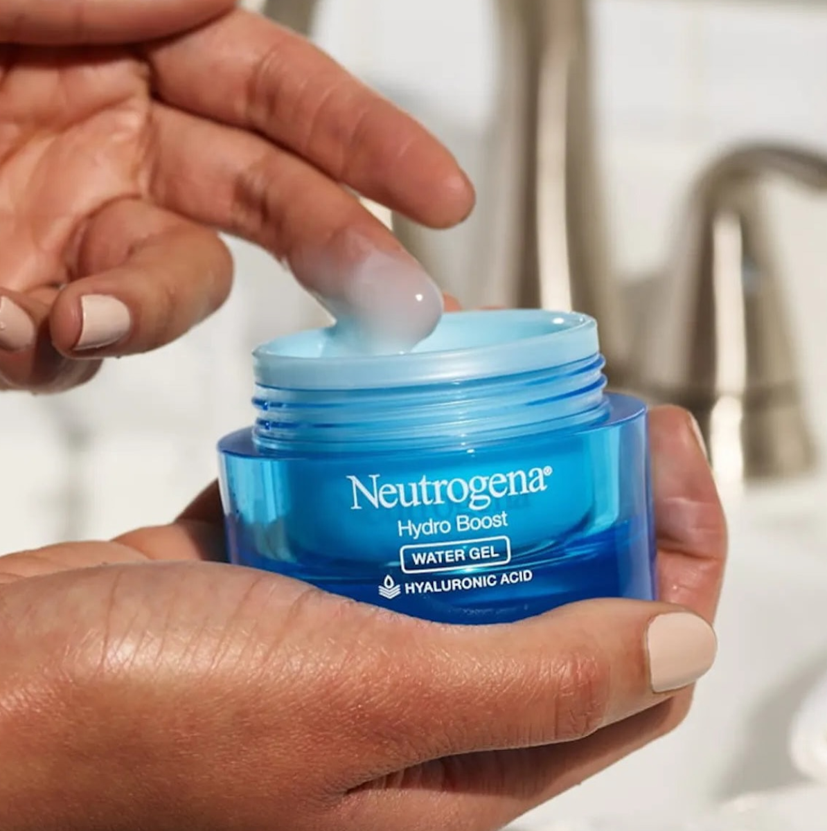 GEL HIDRATANTE HYDRO BOOST CON ÁCIDO HIALURÓNICO 50G