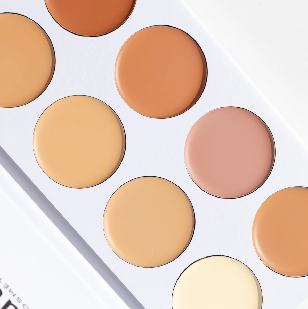 STAY BLENDED | PALETA DE CORRECTORES MOUSSE