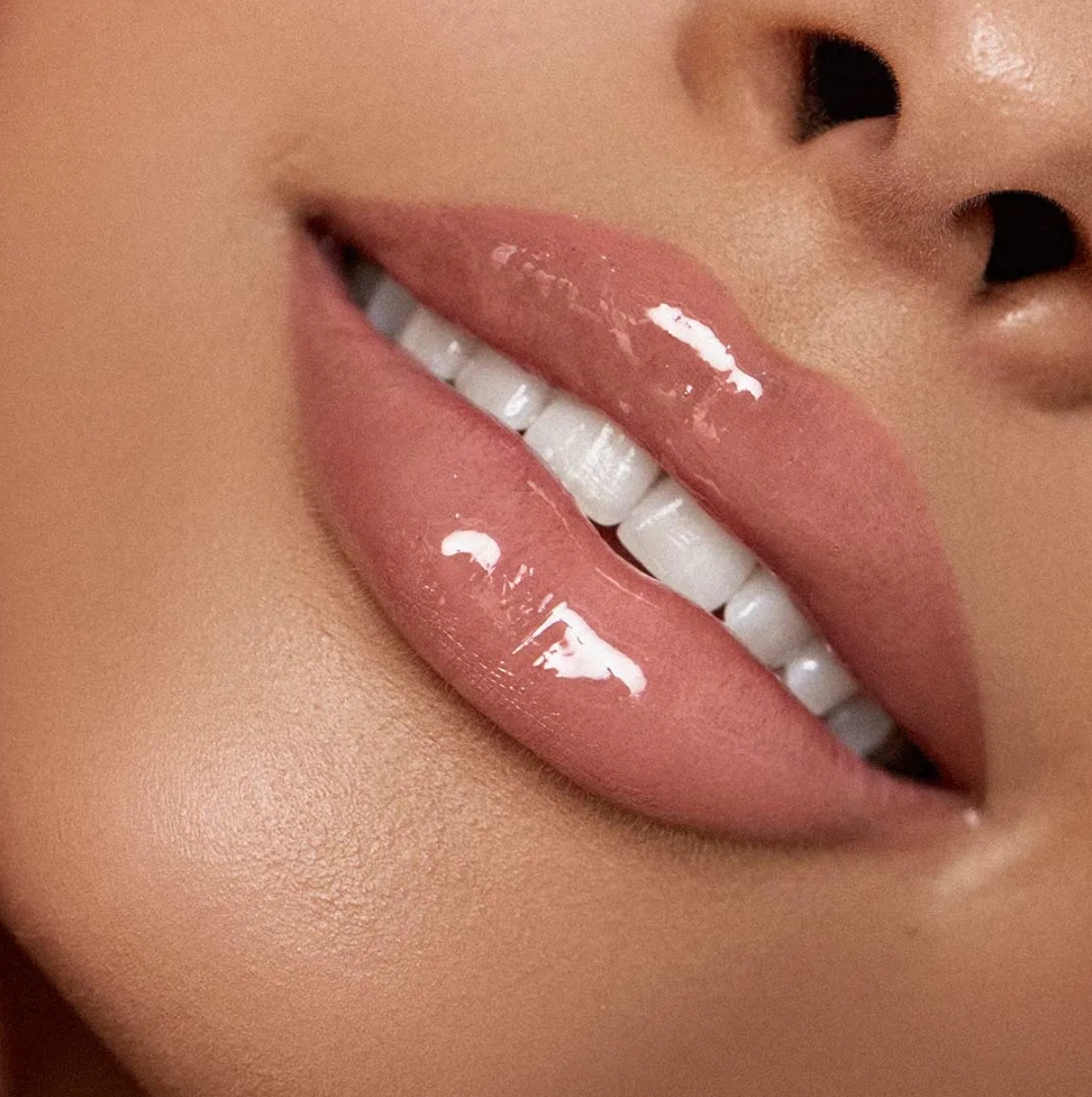 GLORY DROP LIP GLOSS & TOPPER