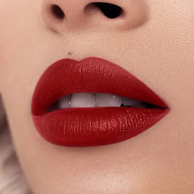 TEASE ME LABIAL MATTE EN BARRA