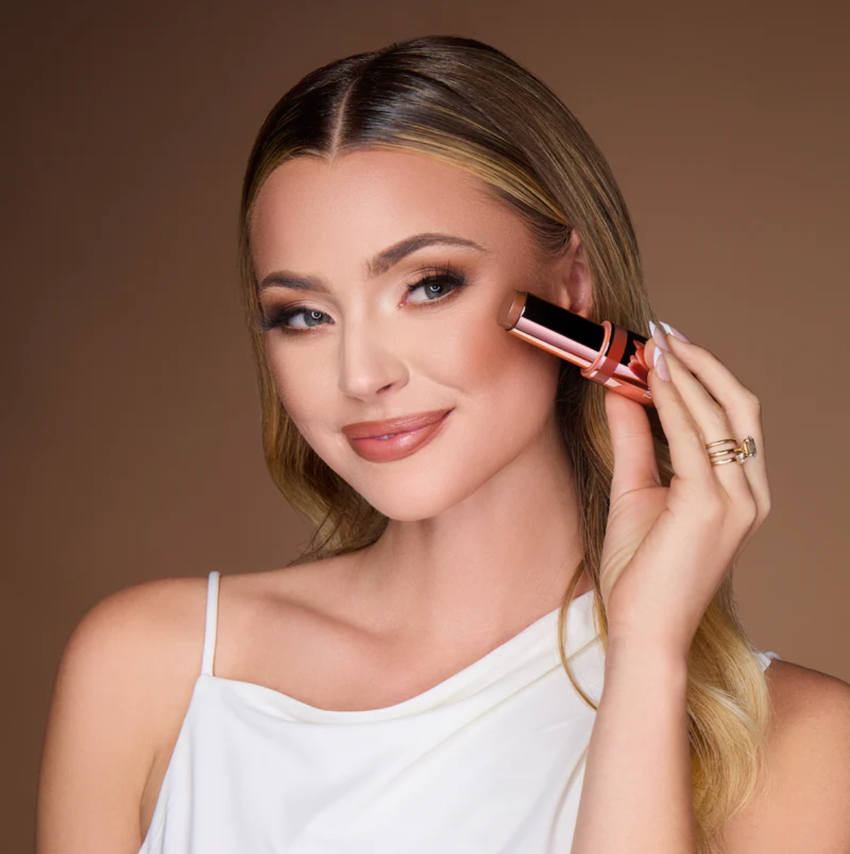 FLAWLESS STAY CONTOUR STICK | CONTORNO EN BARRA