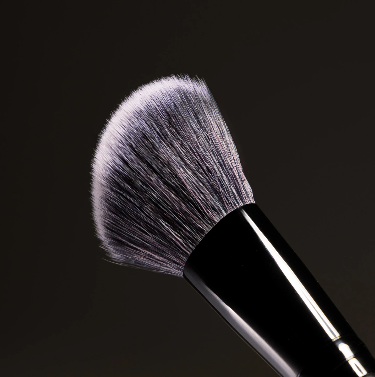 BROCHA SESGADA PARA MEJILLAS | BA-165