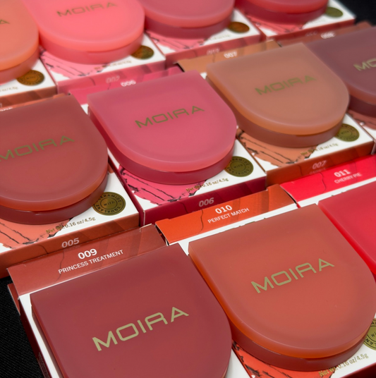 LOVE BLUR BLUSH