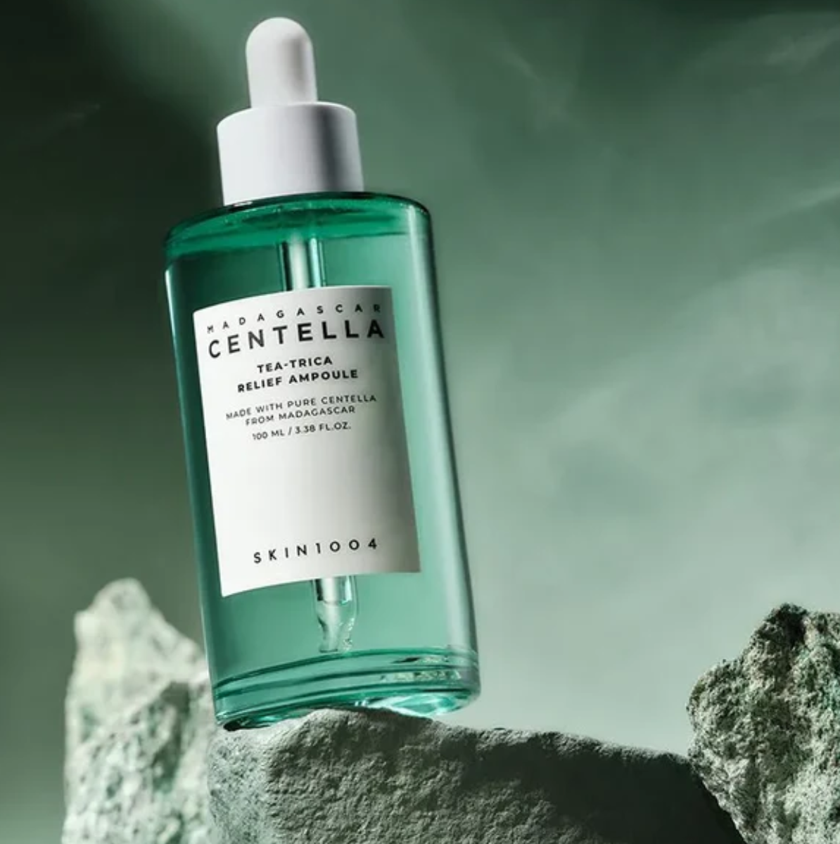 MADAGASCAR CENTELLA TEA-TRICA RELIEF AMPOULE 100ML- (Suero Antiacné)
