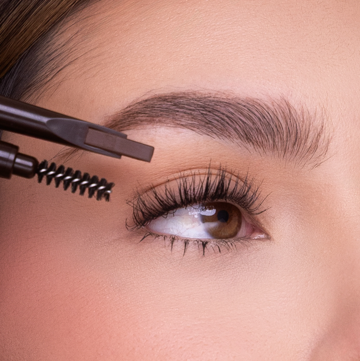 FLAT BROW PENCIL | LÁPIZ PLANO PARA CEJAS