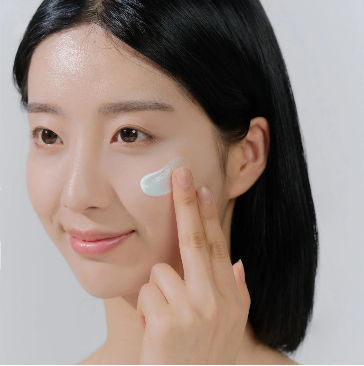 HYALU-CICA WATER-FIT SUN SERUM SPF50+ PA+ | BLOQUEADOR FACIAL