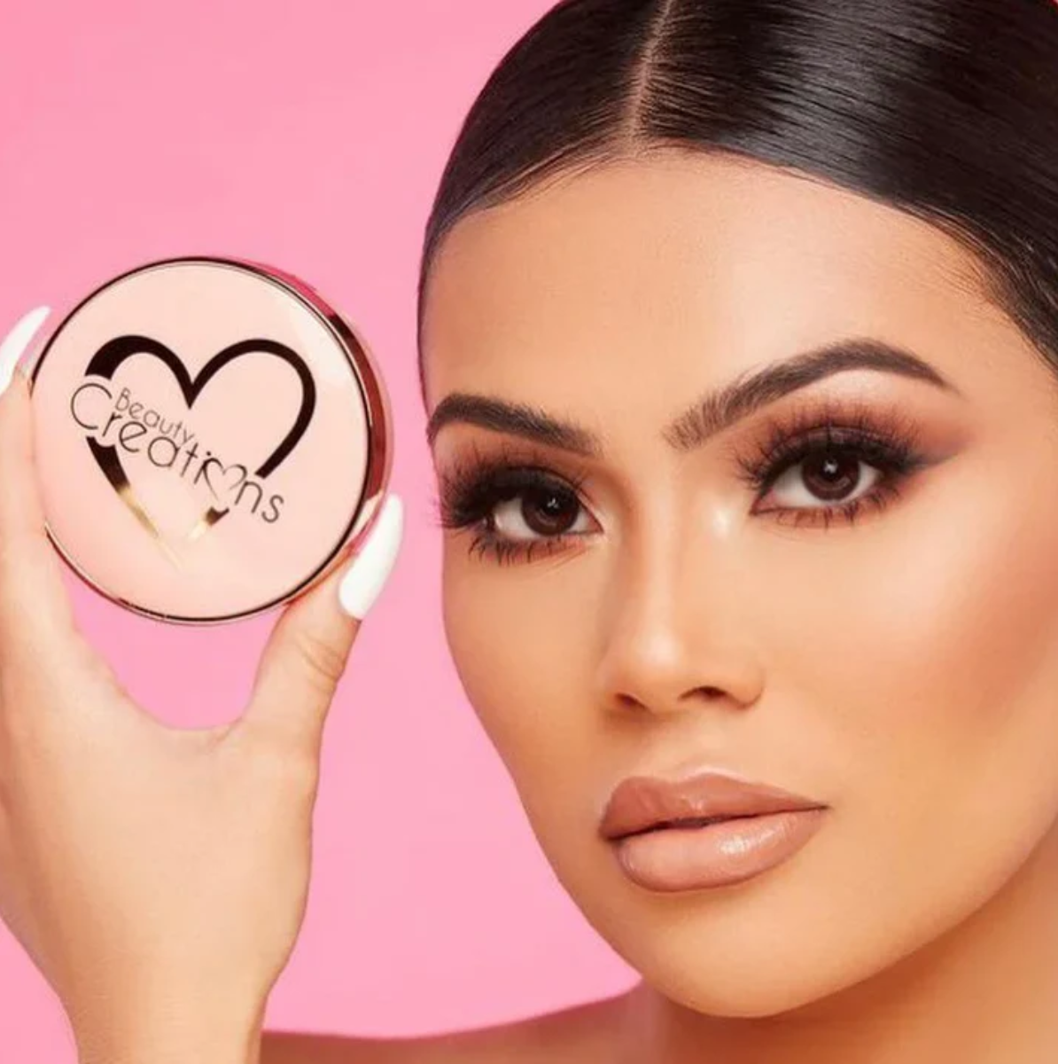 FLAWLESS STAY POWDER FOUNDATION | BASE EN POLVO COMPACTO