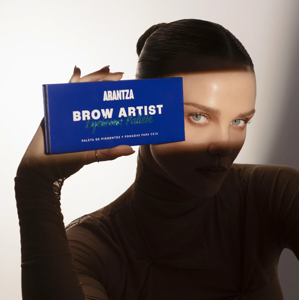 BROW ARTIST EYEBROWS PALETTE | PALETA PARA CEJAS