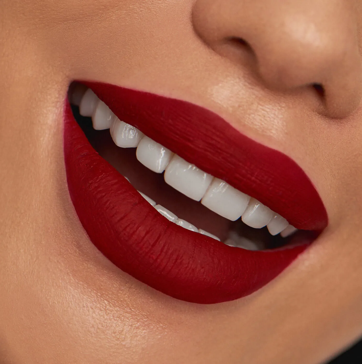 LABIAL MATTE EXPLICIT FEVER