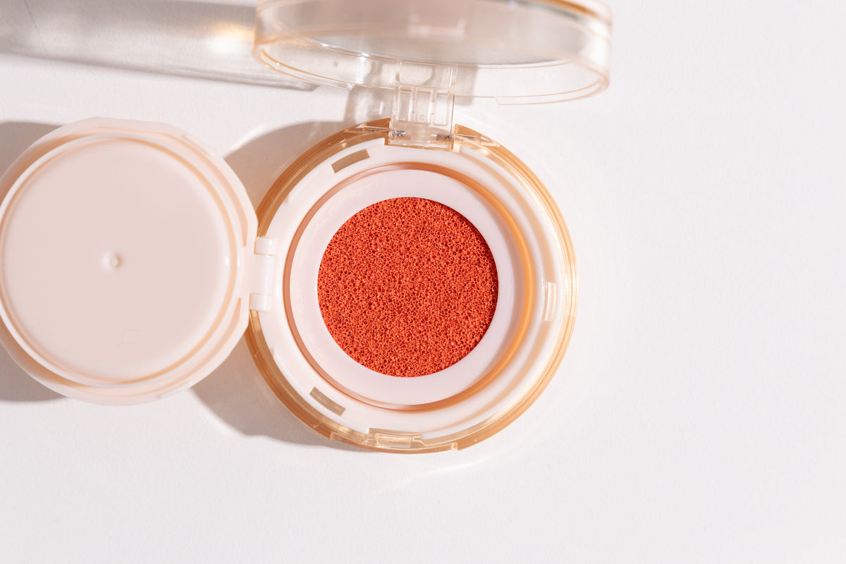 CUSHION BLUSH | RUBOR DE ACABADO LUMINOSO — imagen 2