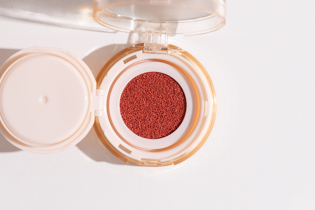 CUSHION BLUSH | RUBOR DE ACABADO LUMINOSO — imagen 3